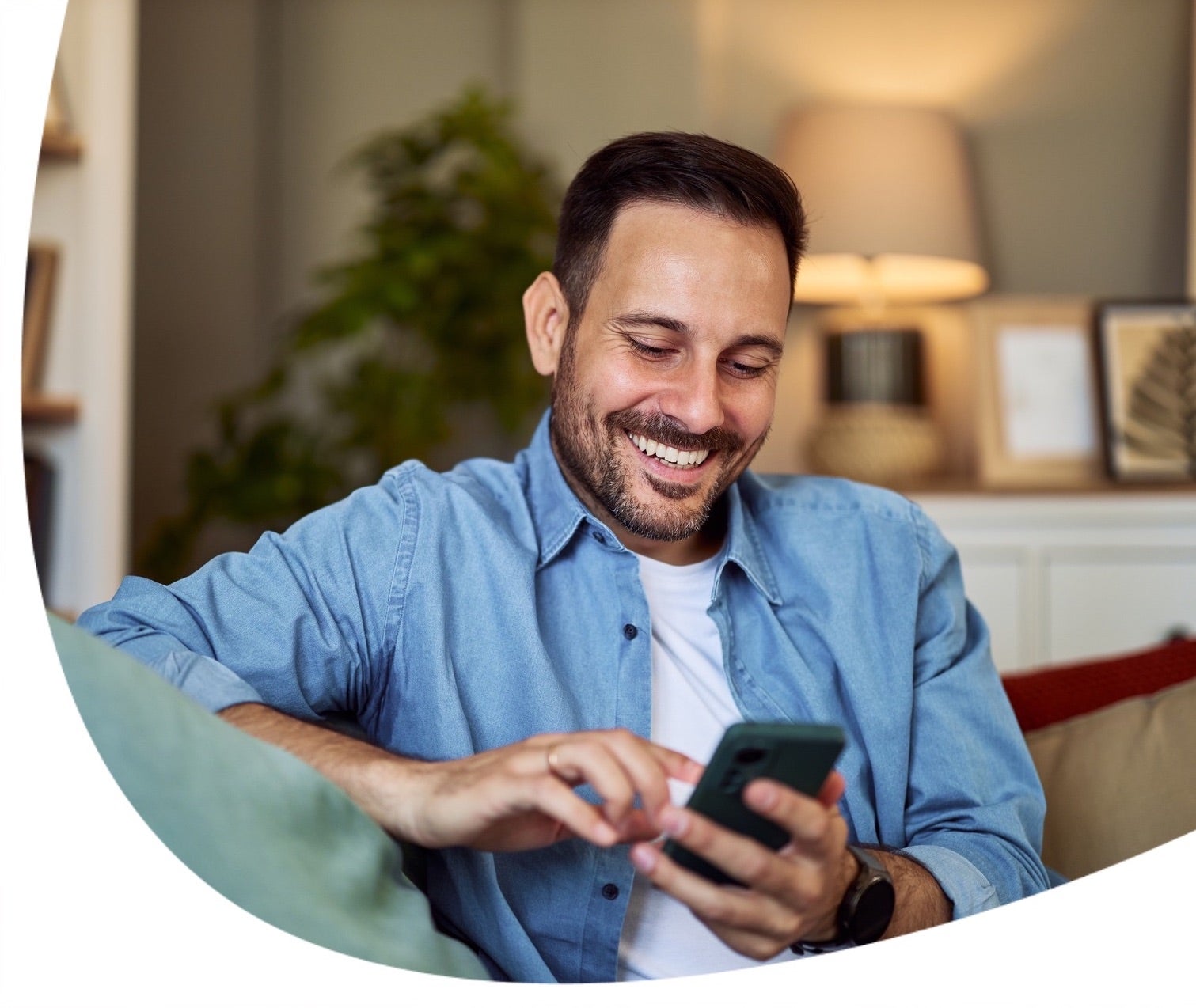 Fogínygyulladás: okok és következmények. Így előzd meg az ínybetegséget!